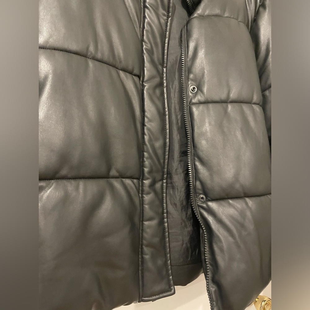Marc New York Leather Puffer - Picture 3 of 9